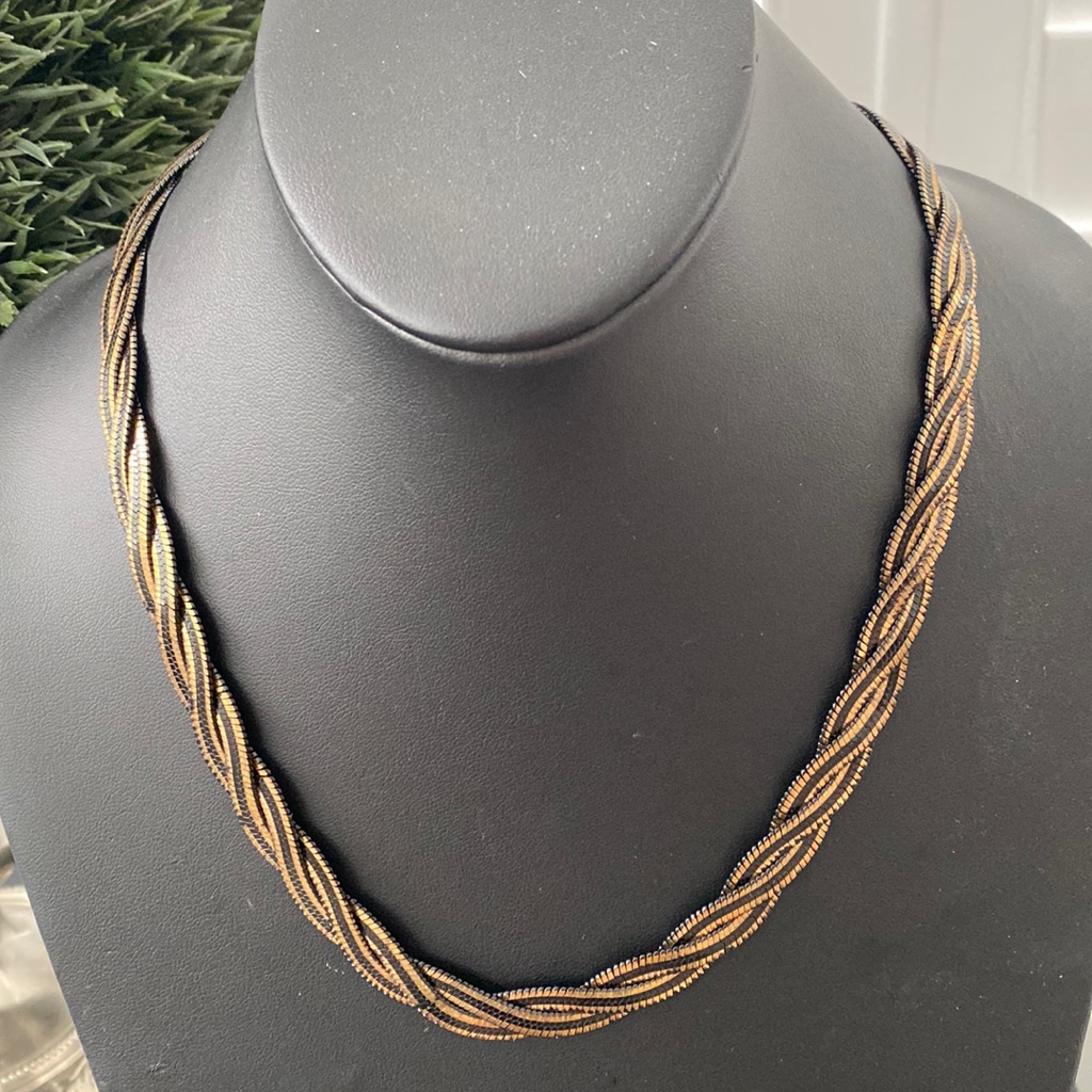 Natasha Nwot Twisted BlackGold Necklace 25$